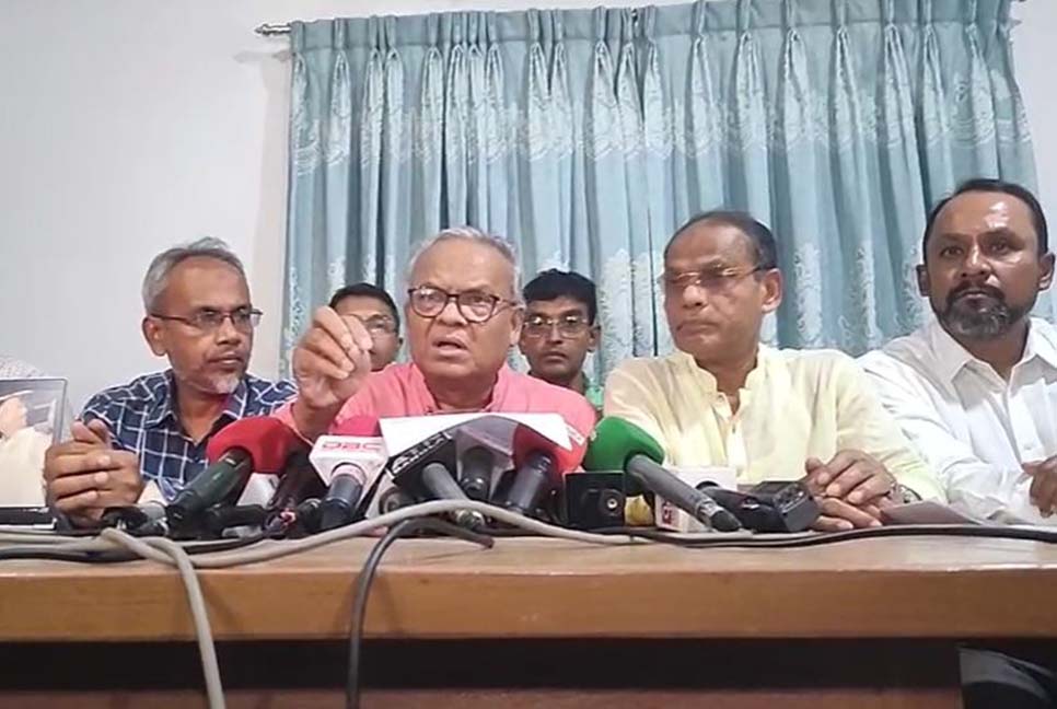 খালেদা জিয়ার চিকিৎসায় আইন মন্ত্রণালয়ের সিদ্ধান্ত মানবতাবিরোধী : রিজভী


