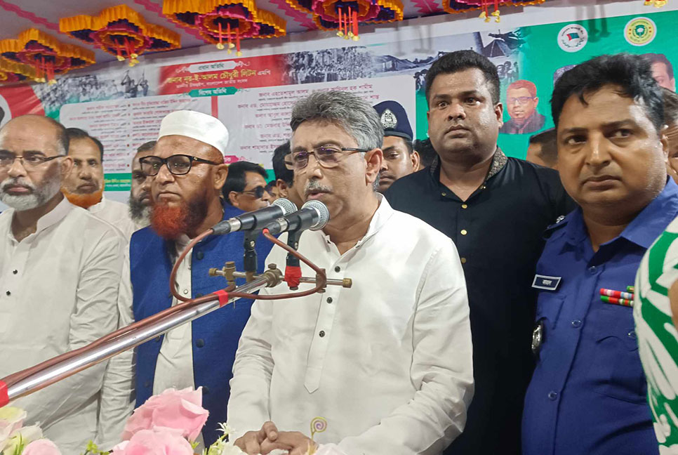 ‌‘শেখ হাসিনা স্যাংশনকে ভয় পায় না’