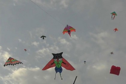 কক্সবাজারে বিচ কার্নিভালে ঘুড়ি উৎসব
