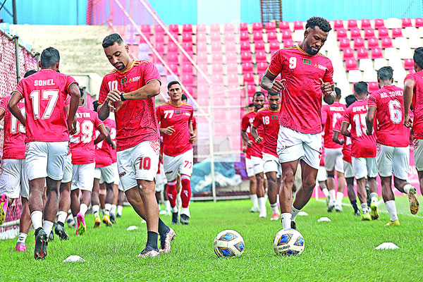 বসুন্ধরা কিংসের অন্যরকম অভিষেক
