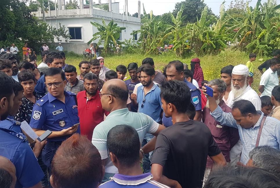 মুন্সীগঞ্জে দুই অটোচালকের মরদেহ উদ্ধার, এলাকায় আতঙ্ক