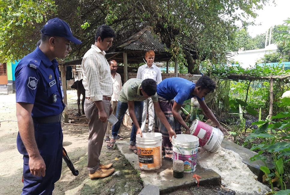 অস্বাস্থ্যকর পরিবেশে খাদ্য তৈরি, দুই প্রতিষ্ঠানকে জরিমানা