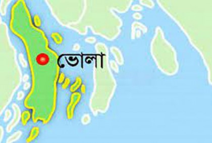 নদীর বাঁধের সিসি ব্লক ধসে প্রাণ গেল নারীর