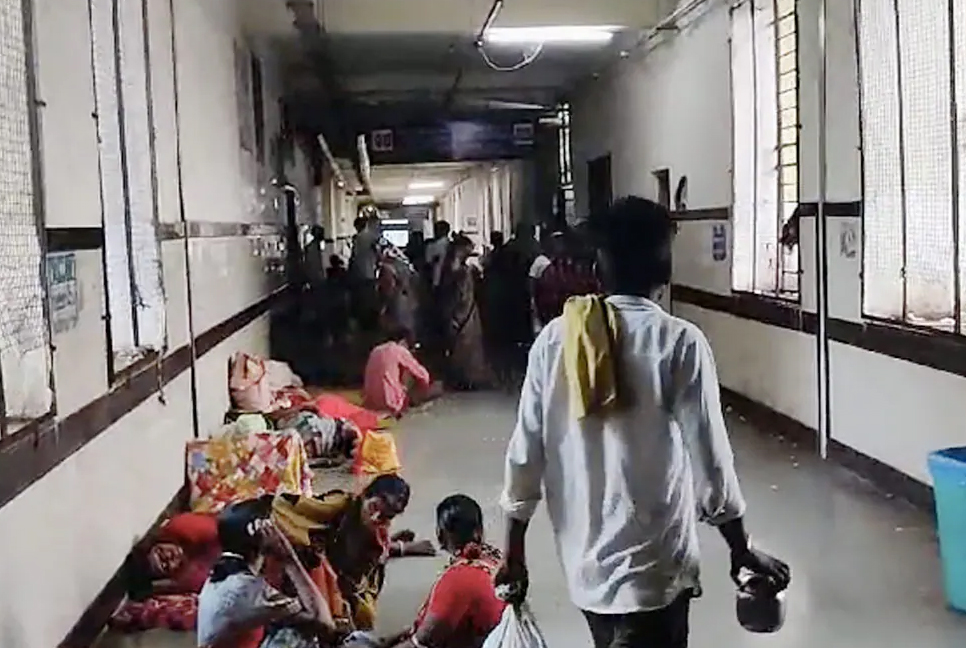 ৪৮ ঘণ্টায় ভারতের এক হাসপাতালে ৩১ জনের মৃত্যু, আরও ৭১ জনের অবস্থা আশঙ্কাজনক