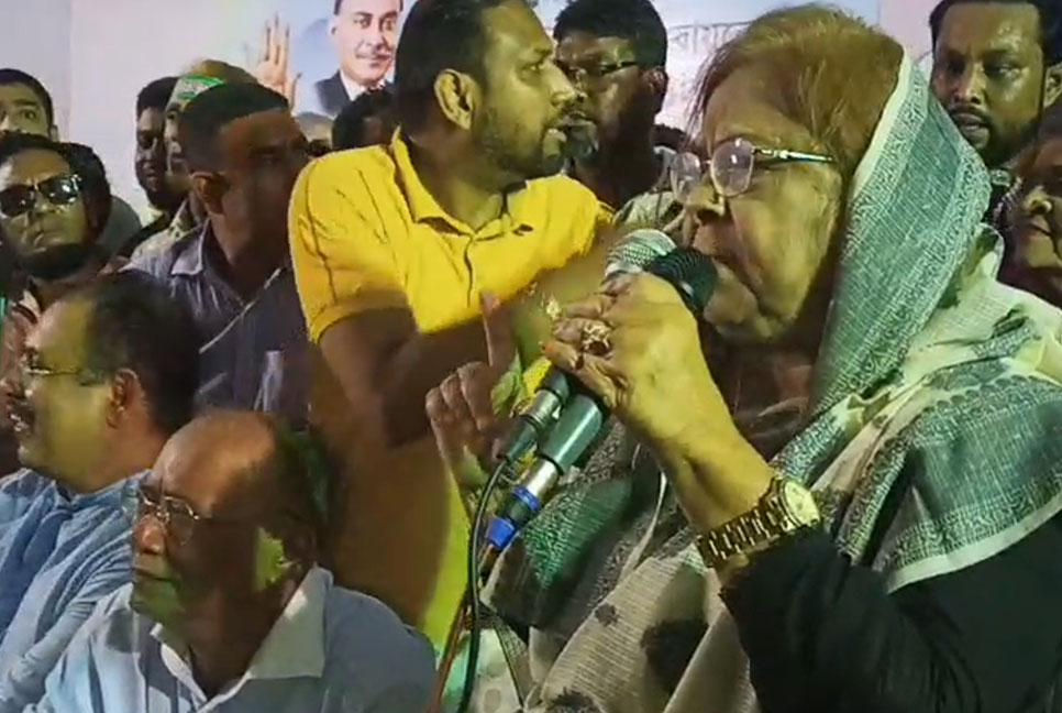 সরকারের পতন ছাড়া আমরা ঘরে ফিরবো না: সেলিমা রহমান