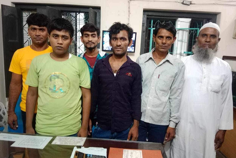 ভারতে কারাভোগের পর দেশে ফিরলেন ৬ জেলে