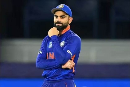 বন্ধুদের বাসা থেকে কেন খেলা দেখতে বললেন কোহলি?