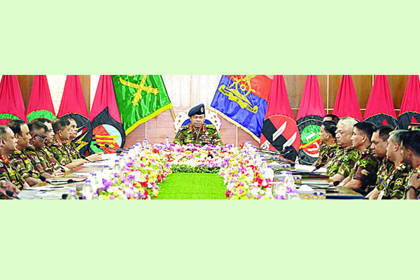 একবিংশ শতাব্দীর চ্যালেঞ্জ মোকাবিলায় প্রস্তুত থাকতে হবে : সেনাপ্রধান