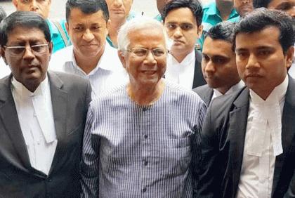 ড. ইউনূস দুদকে