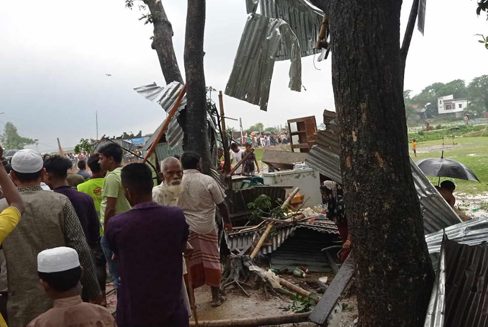 ব্রাহ্মণবাড়িয়ার সরাইলে টর্নেডো, লণ্ডভণ্ড ২৫ ঘর
