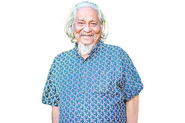আসাদ চৌধুরী শিল্পের সৌন্দর্যে পূর্ণ মহিরুহ