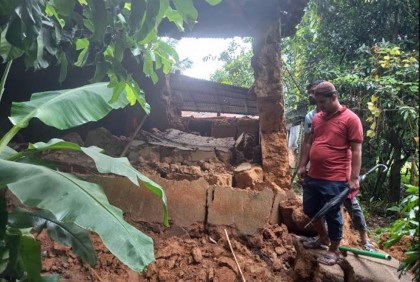 কালিয়াকৈরে ঘরের দেয়াল চাপায় স্বামী-স্ত্রীর মৃত্যু