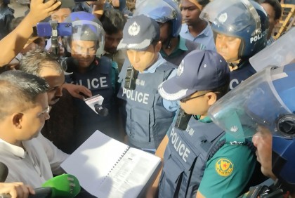 চাকরিতে প্রবেশের বয়স ৩৫ এর দাবিতে পদযাত্রা, পরে স্থগিত