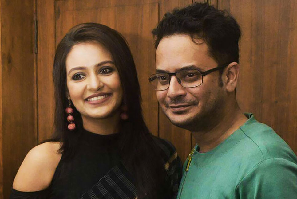 আইনি জটিলতা কাটিয়ে এক হয়েছেন রাহুল-প্রিয়াঙ্কা, অতঃপর…