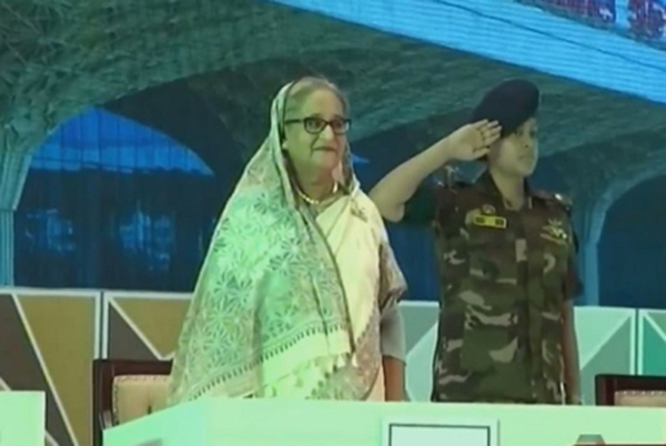 শাহজালালের থার্ড টার্মিনালের উদ্বোধনস্থলে প্রধানমন্ত্রী