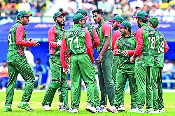 পাত্তাই পেলেন না সাইফরা