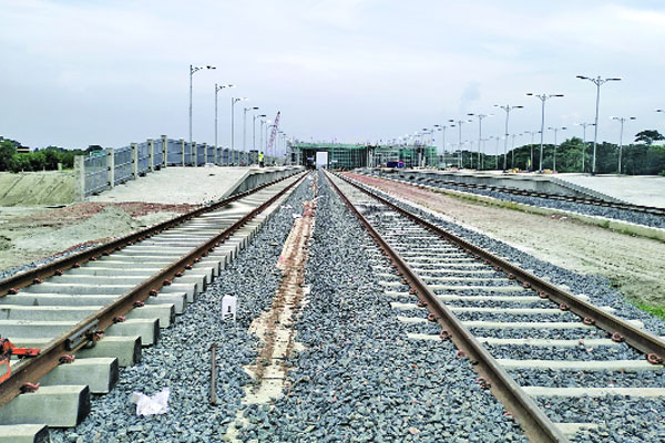 প্রধানমন্ত্রীর অপেক্ষায় ভাঙ্গাবাসী, চালু হচ্ছে ট্রেন