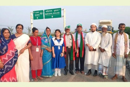 ট্রেনে প্রধানমন্ত্রীর সফরসঙ্গী হবেন এগারো পেশার ১১ জন