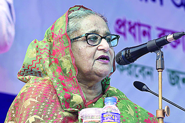 দেশ ধ্বংস থেকে রক্ষায় নৌকা
