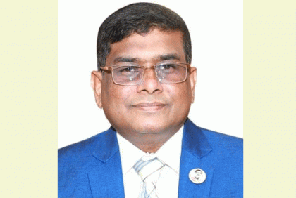 চাঁপাইনবাবগঞ্জে শিক্ষায় অবদান রাখায় শ্রেষ্ঠ জেলা প্রশাসক গালিভ খাঁন