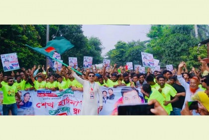 প্রধানমন্ত্রীর জনসভায় চমক দেখালেন আওয়ামী লীগ নেতা জামাল হোসেন
