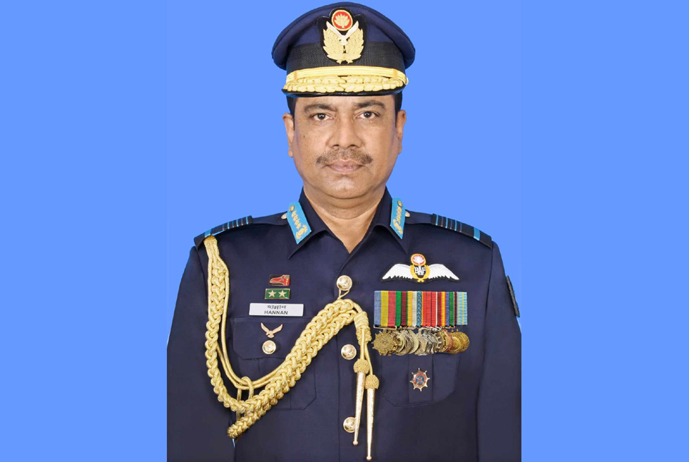 সরকারি সফরে যুক্তরাষ্ট্রে গেলেন বিমান বাহিনী প্রধান

