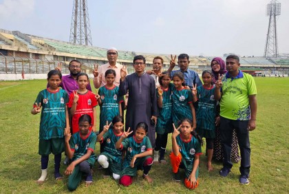 বঙ্গমাতা শেখ ফজিলাতুন্নেছা মুজিব গোল্ডকাপ টুর্নামেন্টের সেমিতে খিরাই কান্দি সরকারি প্রাথমিক বিদ্যালয়


