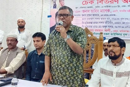 ১০০ টাকা দিয়ে ভোট কেনার দিন শেষ : স্বাস্থ্যমন্ত্রী

