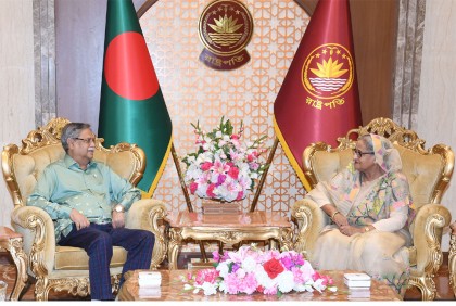 বঙ্গভবনে রাষ্ট্রপতির সাথে প্রধানমন্ত্রীর সৌজন্য সাক্ষাৎ 

