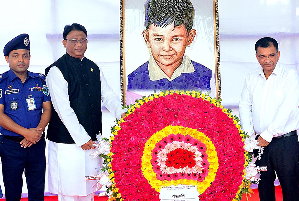 ‘বেঁচে থাকলে শেখ হাসিনার প্রেরণার উৎস হতেন শেখ রাসেল’