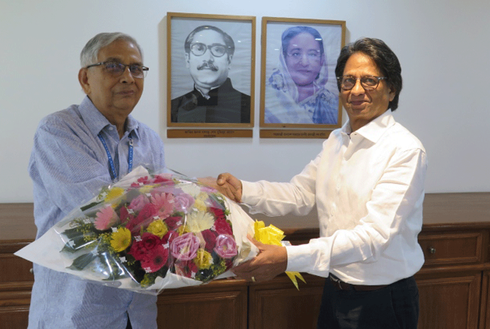 ইস্টওয়েস্ট বিশ্ববিদ্যালয়ের নতুন ভিসি ড. শামস্ রহমান