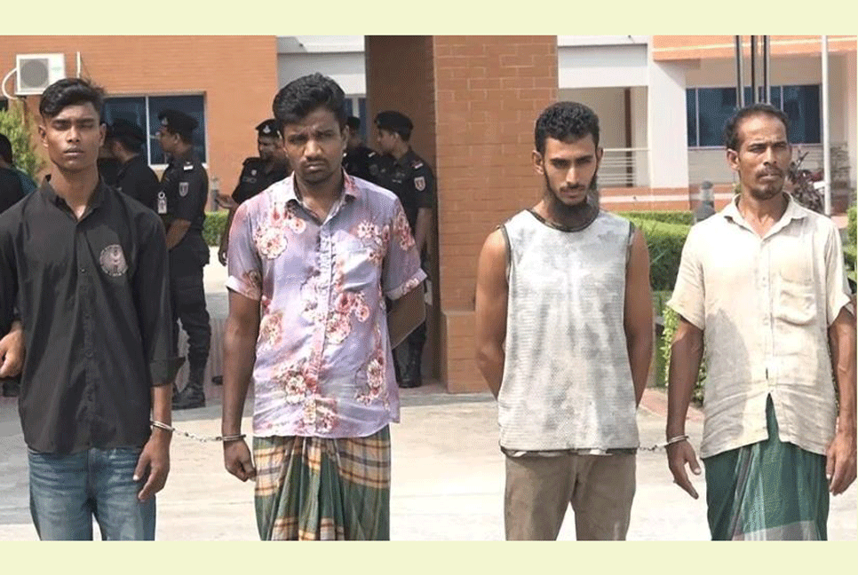 চালককে হত্যা করে অটোরিকশা ছিনতাই, গ্রেফতার ৪