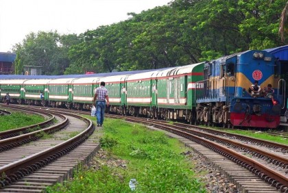 সুন্দরবন ও বেনাপোল এক্সপ্রেস পদ্মা সেতু দিয়ে চলার দিনক্ষণ জানাল রেলওয়ে