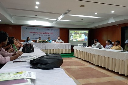 শিক্ষাখাতে বরাদ্দ ও প্রশিক্ষিত শিক্ষক বৃদ্ধির সুপারিশ