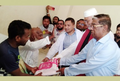 সেই বৃদ্ধকে দেখতে হাসপাতালে কাদের সিদ্দিকী

