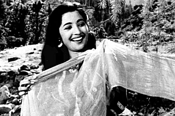 বলিউডে বাঙালি নায়িকারা...