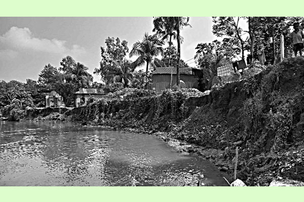 কালনী-কুশিয়ারা তীরে ভাঙন আতঙ্ক