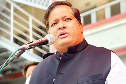 কর্মীদের চাঙ্গা করতেই সরকার পতনের হুঁশিয়ারি দেয় বিএনপি : ক্রীড়া প্রতিমন্ত্রী