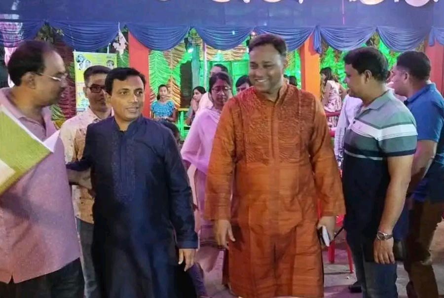 নাটোরে পূজামণ্ডপ পরিদর্শনে ডিসি-এসপি