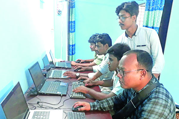 শ্রমিক থেকে সফল ফ্রিল্যান্সার