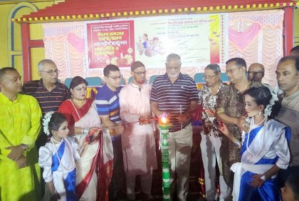 বগুড়ায় দুর্গাপূজার একমঞ্চে আওয়ামী লীগ-বিএনপি