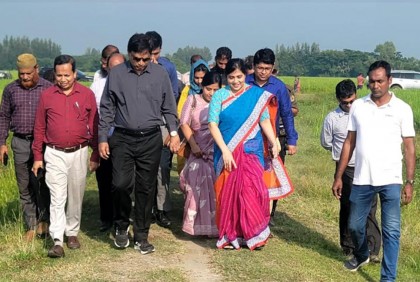 সোনাগাজীতে বীজ বর্ধন খামার স্থাপনে জায়গা পরিদর্শন