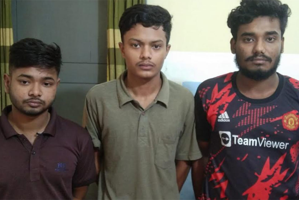 জয়পুরহাটে গণধর্ষণ মামলায় গ্রেফতার ৩