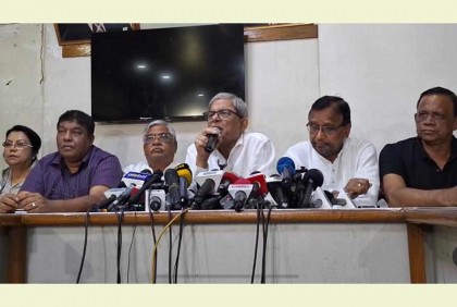 পদত্যাগ না করলে সরকার পালানোর পথ পাবে না: মির্জা ফখরুল