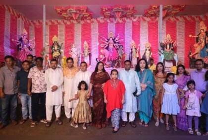 ফুলপুরে ডিসি-এসপির পূজামণ্ডপ পরিদর্শন 