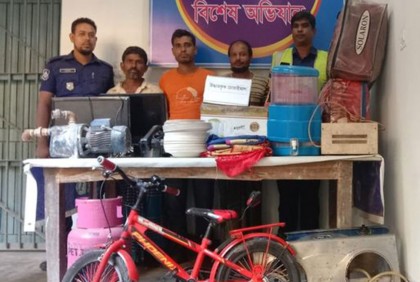উলিপুরে ৩ চোর আটক