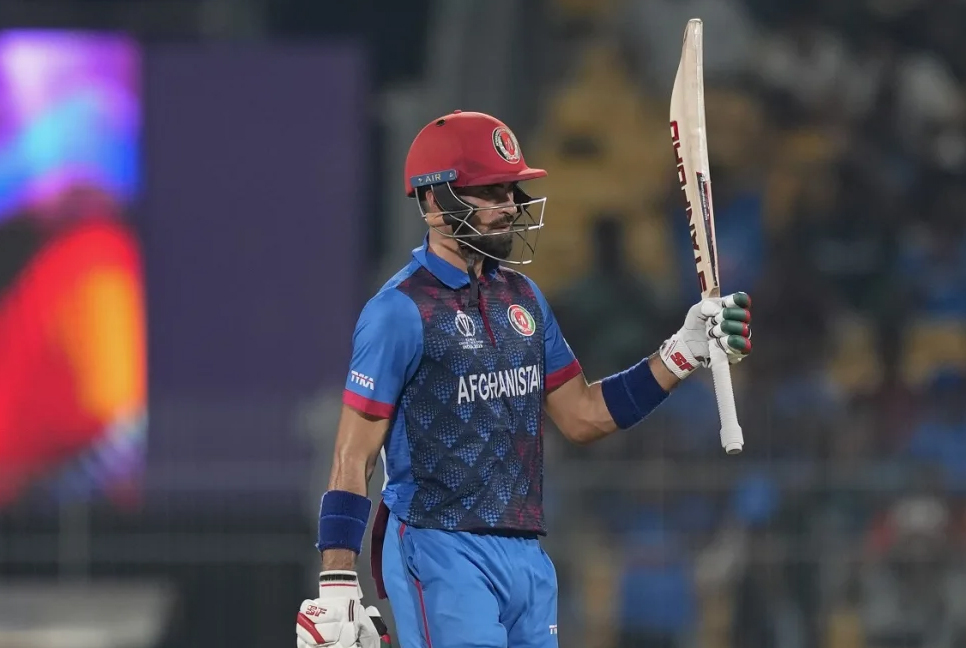 গুরবাজ-জাদরানের জোড়া অর্ধশতক, পাকিস্তানকে তুলোধুনো করছে আফগানরা