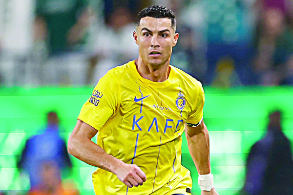 গোল করেই চলেছেন রোনালদো