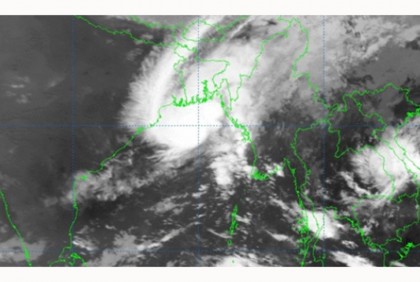 ঘূর্ণিঝড় ‘হামুন’: কোথায় কোন বিপৎসংকেত

