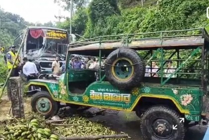 খাগড়াছড়িতে বাস-জিপের মুখোমুখি সংঘর্ষে নিহত ১, আহত ১০